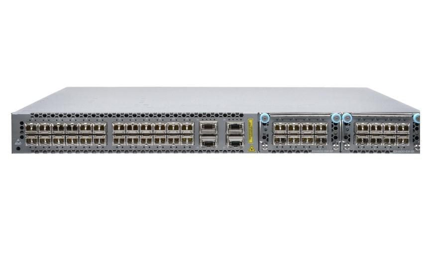 Juniper 40-port 10GbE(24 SFP+ and 4 QSFP+) Switch, Spare Chassis, 960Gbps, 1U, Rack Mount 19'', 9.9kg, Gray